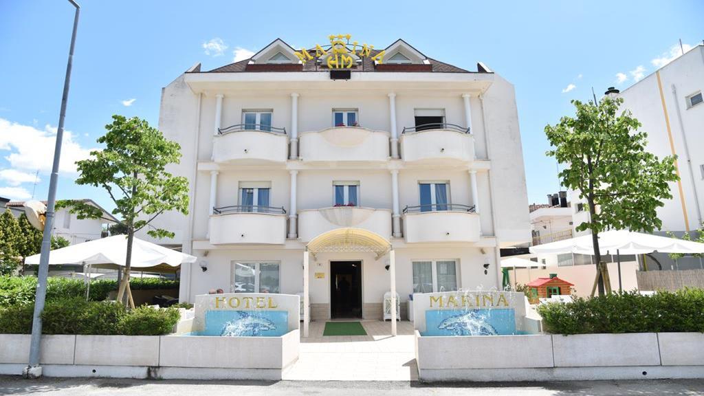 ריצ'יונה Hotel Marina מראה חיצוני תמונה